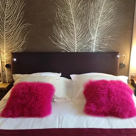 La Chaumiere 3*